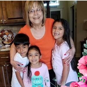 Meet your Posher, Sandra